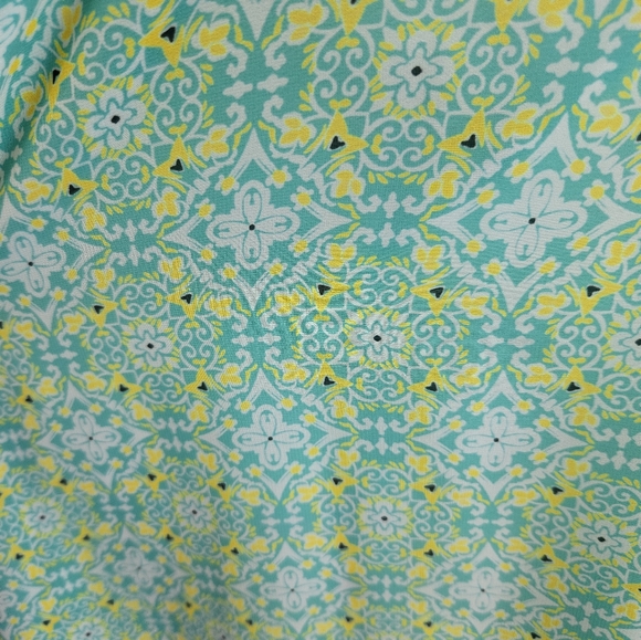 Peppermint Boutique Halter Print Dress - Picture 7 of 10